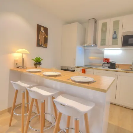 Moderne&confort 3p, Plage A Pieds/vieille Ville Appartement *